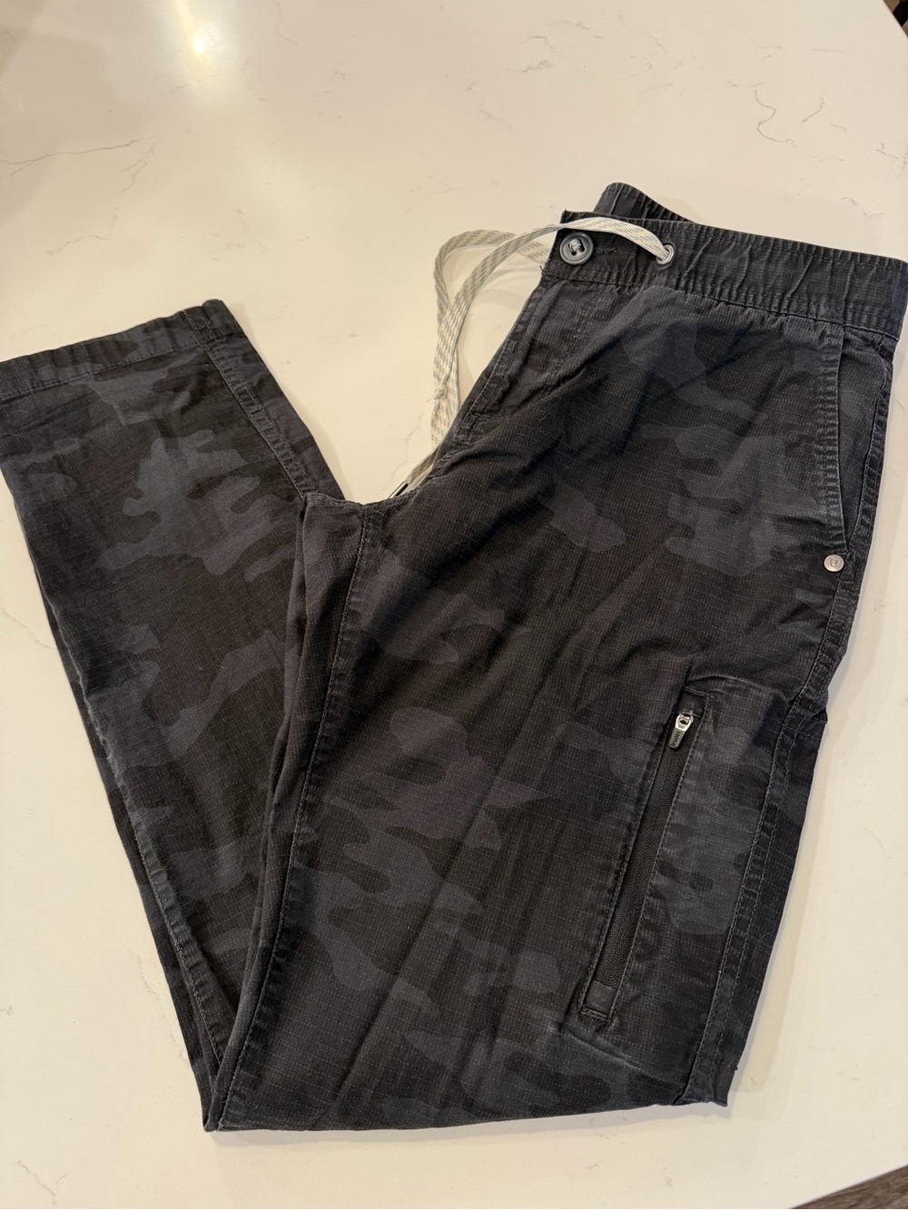 Vuori Black Camo Drawstring Cargo Pants